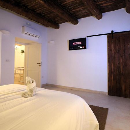 Ai 13 Gradoni Di Chiaia Bed & Breakfast Naples Exterior photo