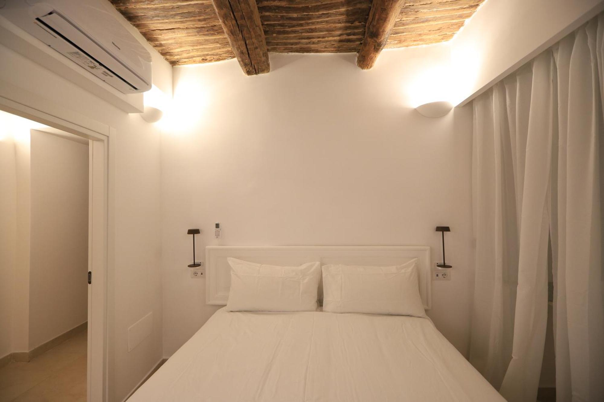 Ai 13 Gradoni Di Chiaia Bed & Breakfast Naples Exterior photo