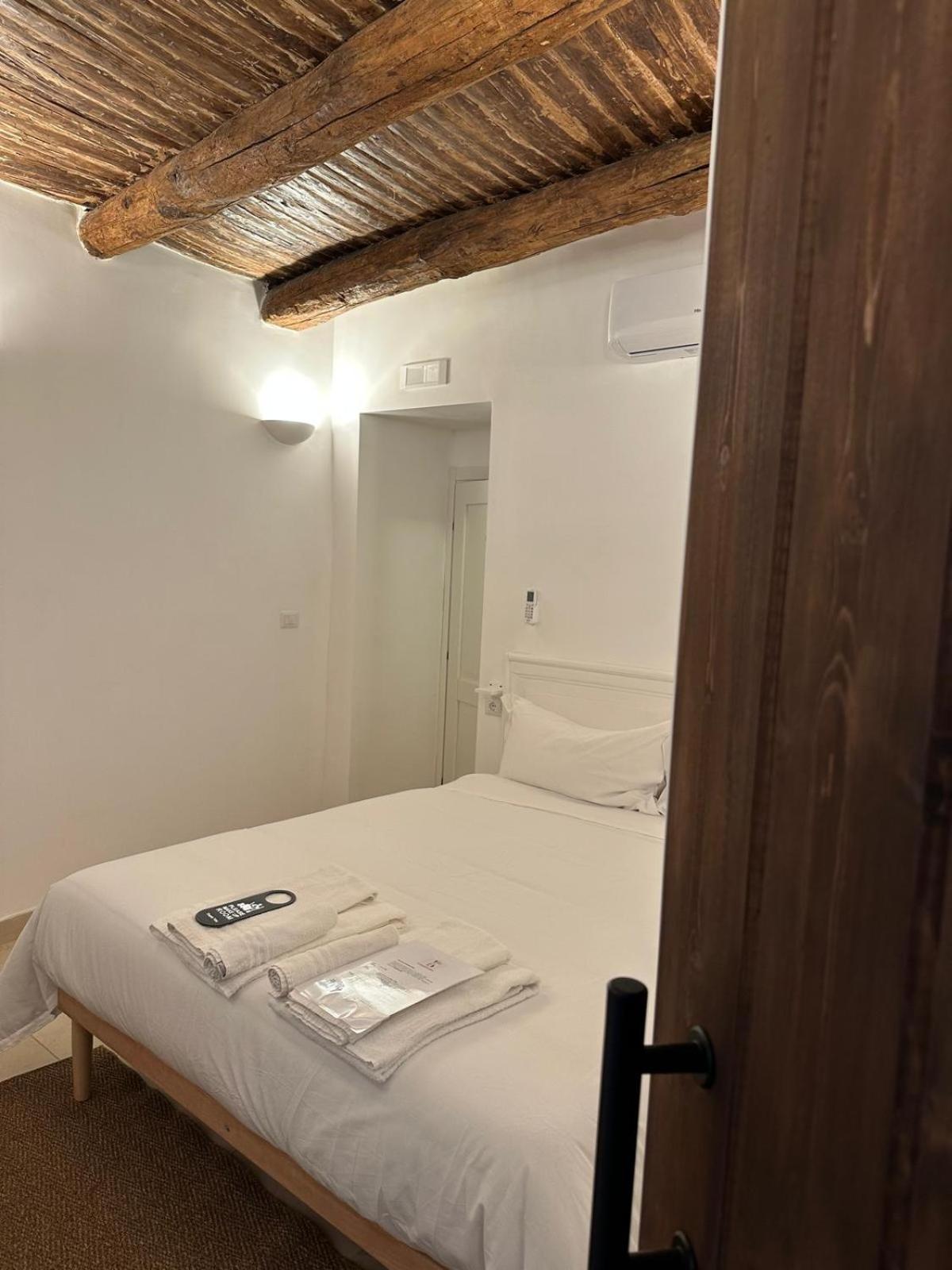 Ai 13 Gradoni Di Chiaia Bed & Breakfast Naples Exterior photo